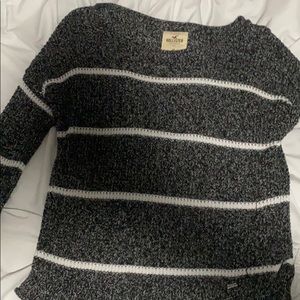 Hollister sweater never worn